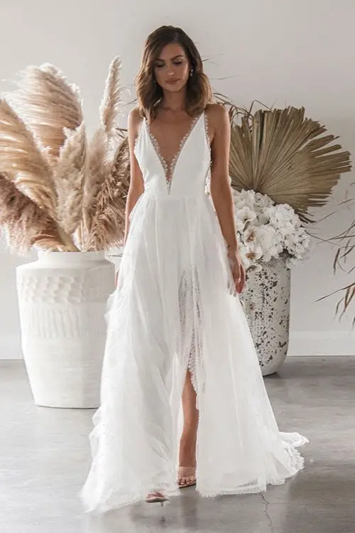 Godess White Lace Flowy Dress. Love that Boho